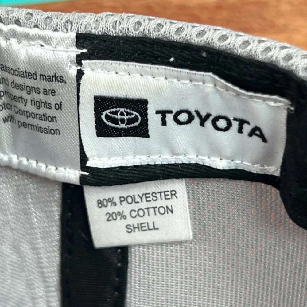 Toyota TRD Trucker Hat Lot 2 Snapback Mesh Racing Caps Black White Red Mens